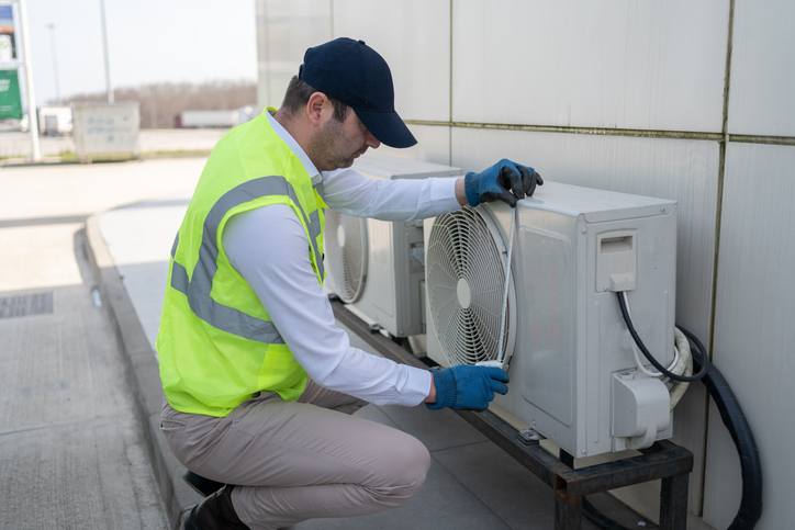 The Connection Between Poor Ductwork and Frequent Heat Pump Repairs