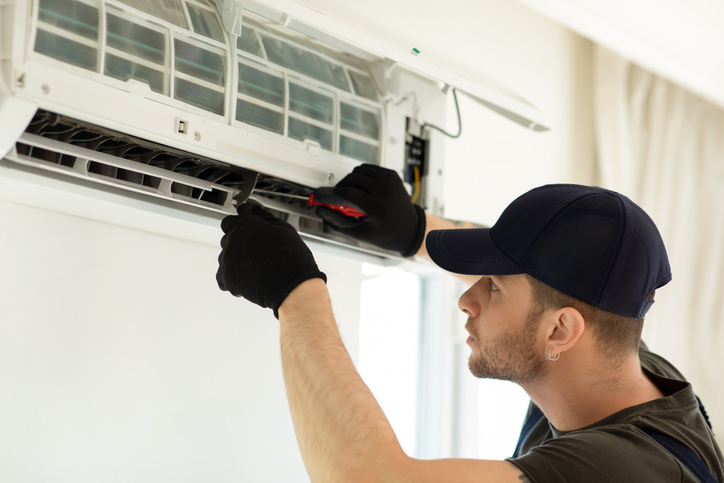 How AC Maintenance Can Reduce Your Carbon Footprint
