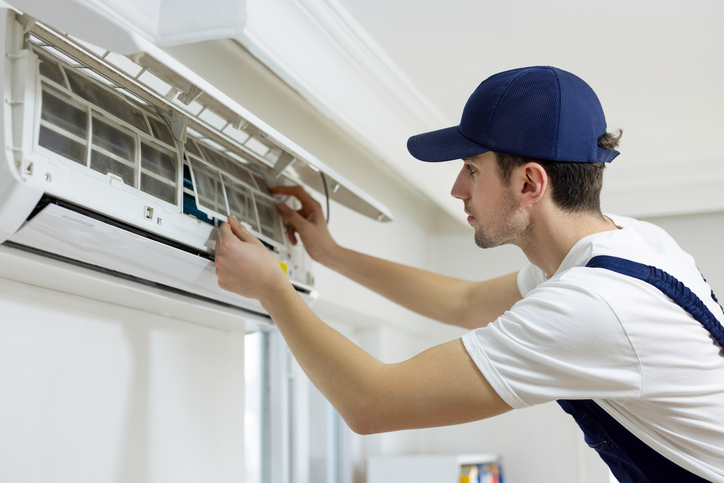 Importance of Hiring Certified Technicians for Reliable AC Repair